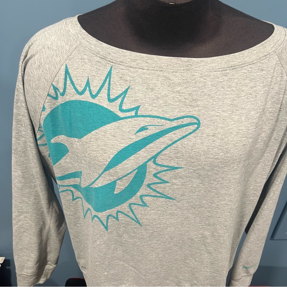 Women’s Nike Dri-fit off shoulder wide neck Miami Dolphins NFL Football shirt XL - Picture 4 of 10